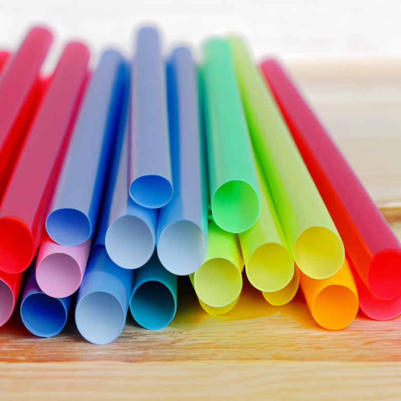 Small straws the shop trumpet